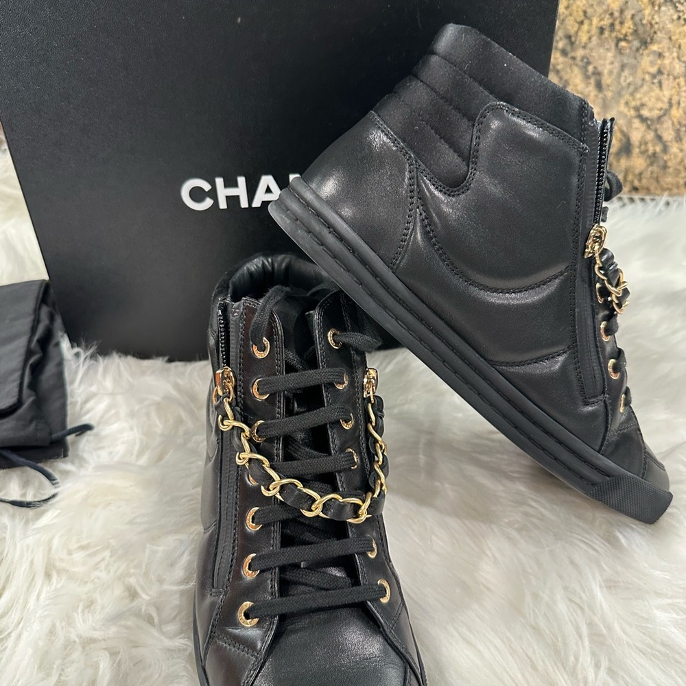 Chanel leather sneakersrs with chain detailing (new in box) 38.5